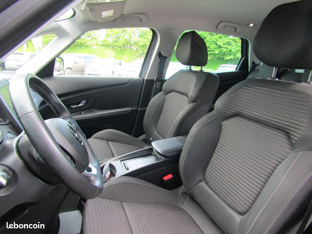 Renault Scenic IV 1.3 TCe 140 Business (image 3)