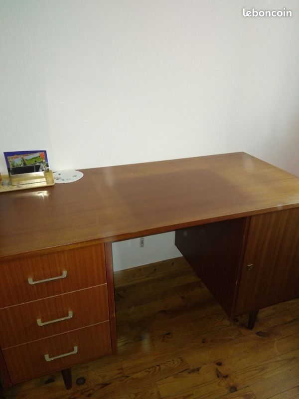 Bureau vintage (image 1)