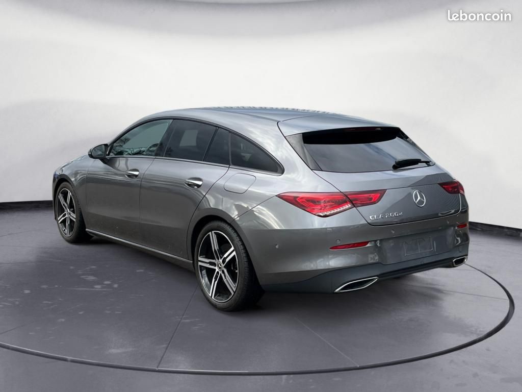 MERCEDES CLA SHOOTING BRAKE Shooting brake 200 d 8G-DCT Progressive Line - Pack Premium - Pack Sport Black (image 5)