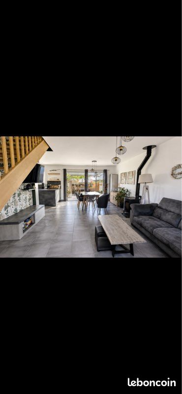 Maison 4 pièces 83 m² · à Saint-André · 83 m² · 280 000 €