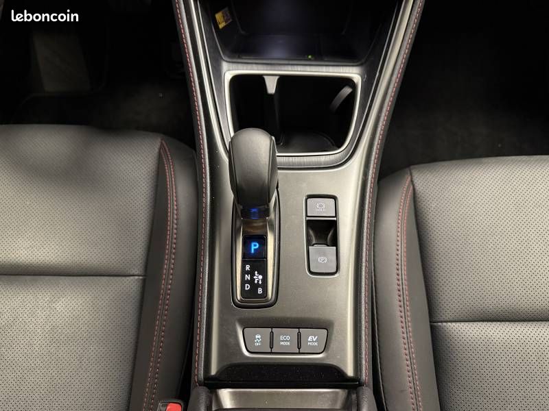 Lexus LBX 2WD Emotion (image 25)