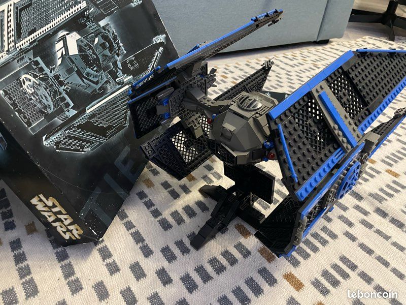 Lego Star Wars 7181 Tie Interceptor UCS (image 4)
