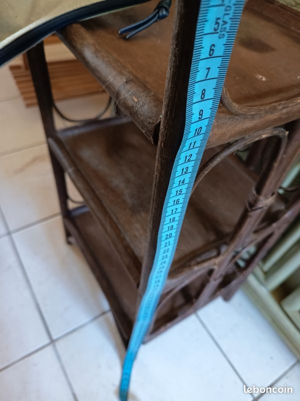 Étagère en rotin vintage (image 5)