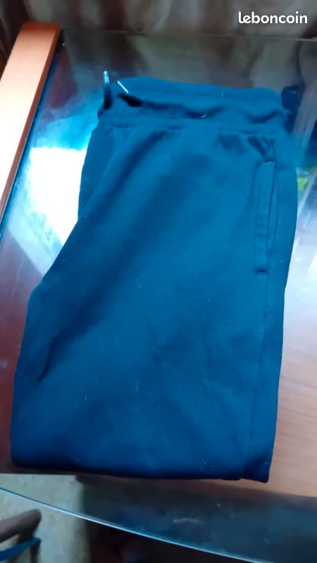 Vend pantalon garçon (image 1)