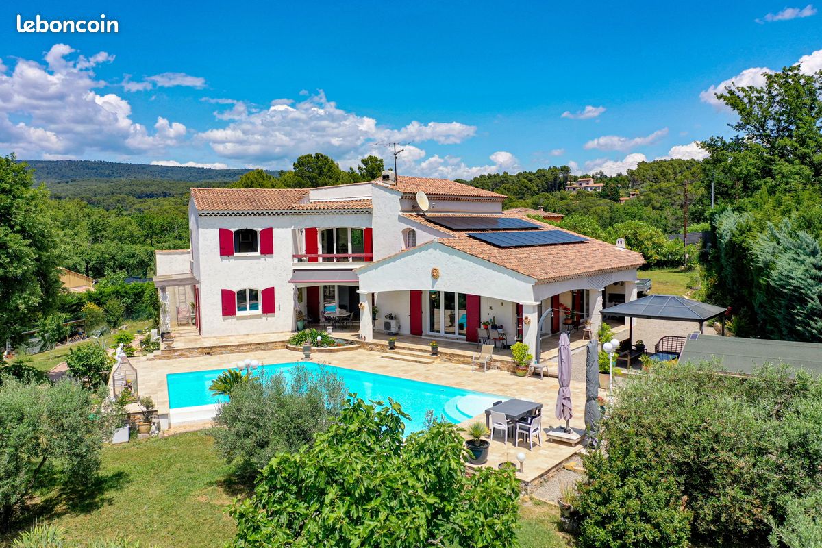 Maison 5 pièces 210 m² · à Flayosc · 210 m² · 850 000 €