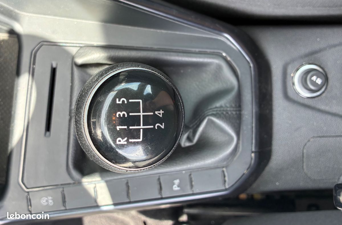 VOLKSWAGEN POLO 1.0 80CH - EDITION - BIOETHANOl (image 27)