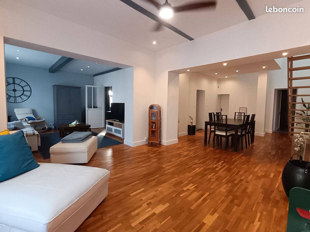 Maison 8 pièces 180 m² · à Grenade · 180 m² · 380 000 €