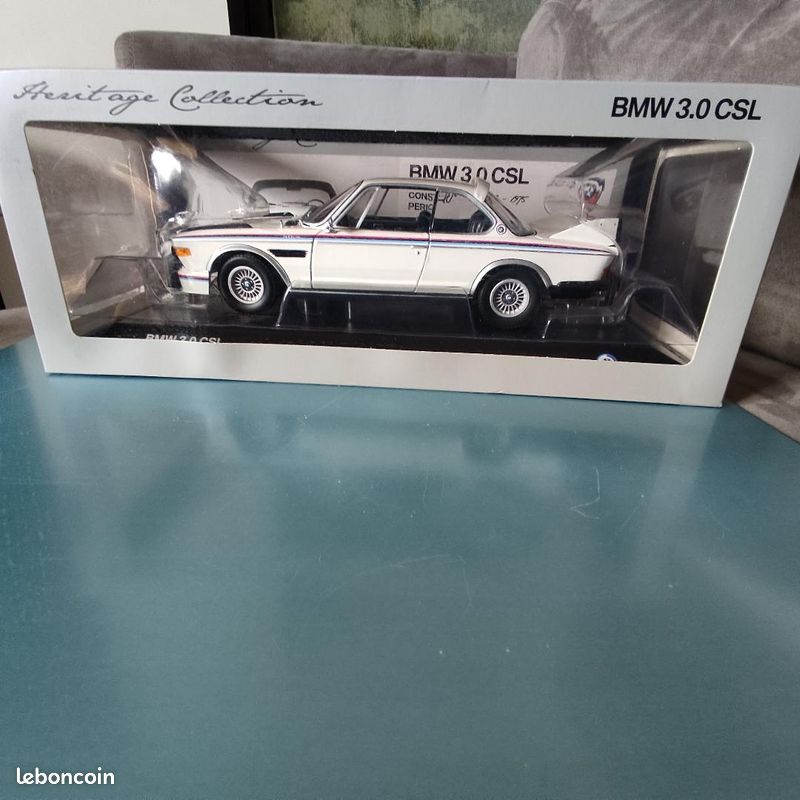 BMW 3.0 CSL 1973 Argent - Modèle Réduit 1:18 Minichamps (Neuf, Métal)