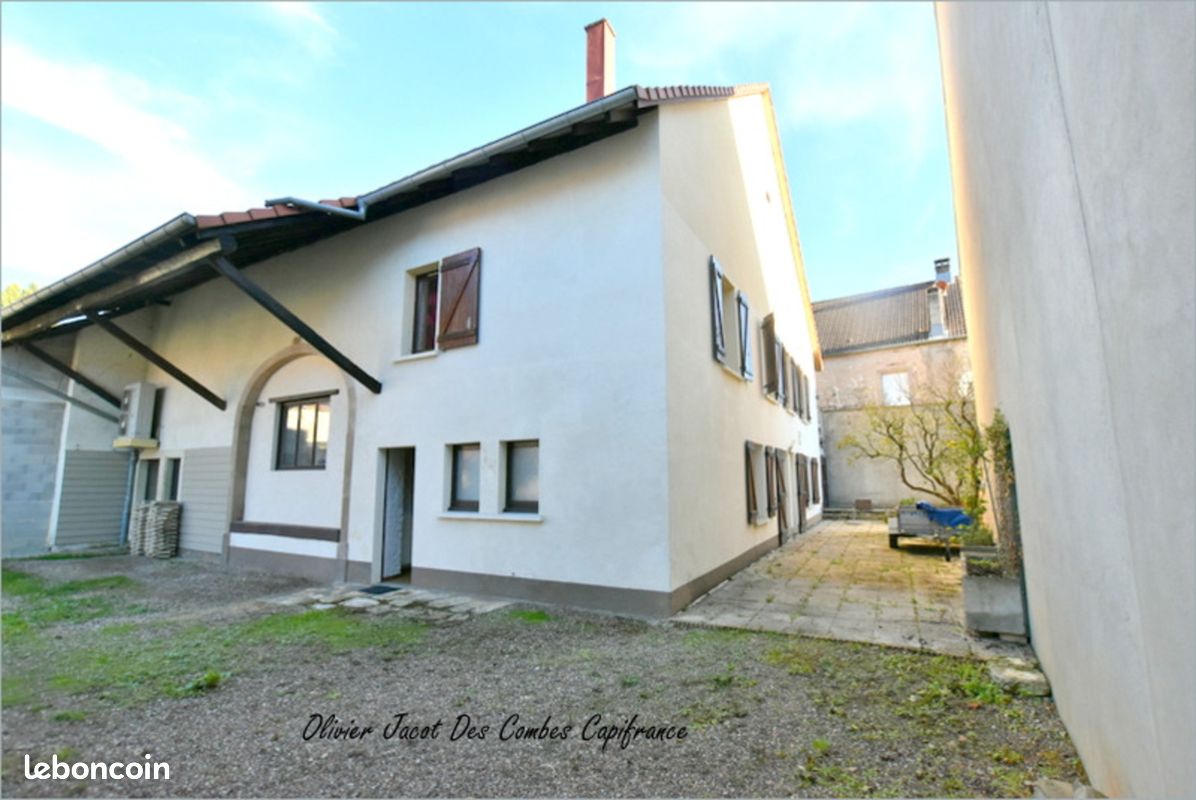 Maison 4 pièces 120 m² · à Bethoncourt · 120 m² · 160 000 €