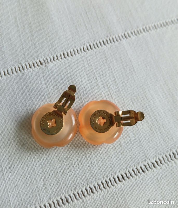 Boucles D'oreilles Clips Vintage Années 60 - En Nacre, Forme Boutons Ronds, Fermoir Clip - Occasion