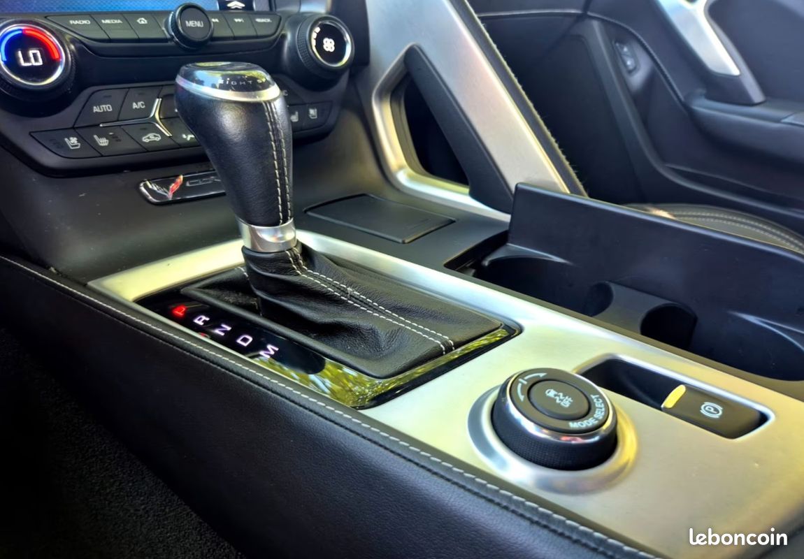 CORVETTE C7 Coupe Stingray 6.2 V8 *HUD*Cam*Bose*Keyless (image 27)