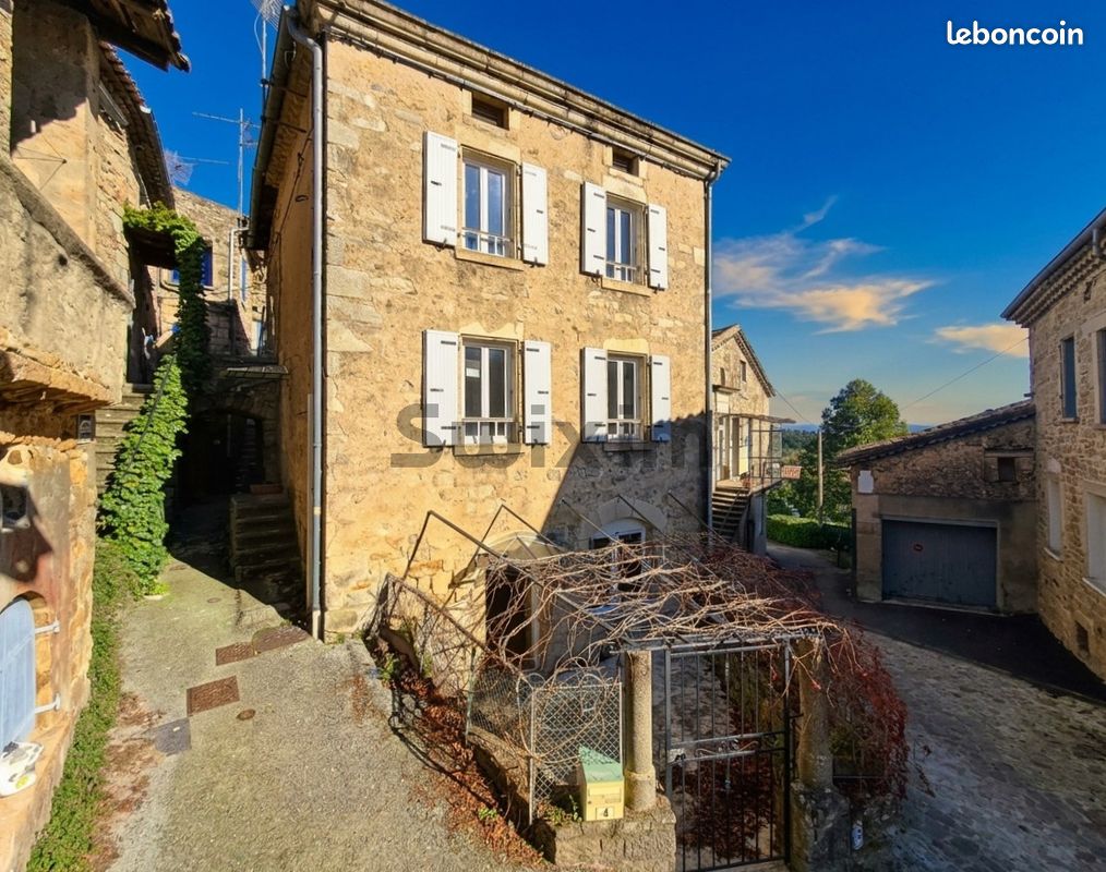Maison 5 pièces 77 m² · à Chassiers · 77 m² · 90 000 €
