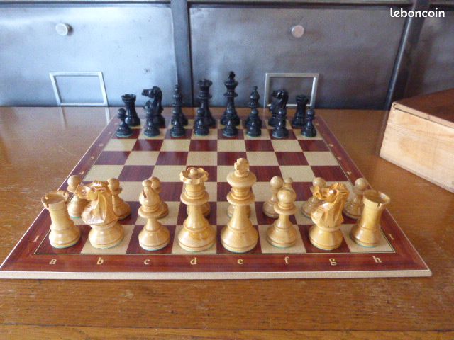 Jeu d'échecs Phidias HGP en buis, motif Staunton, ASPTT des années 1960 (image 1)