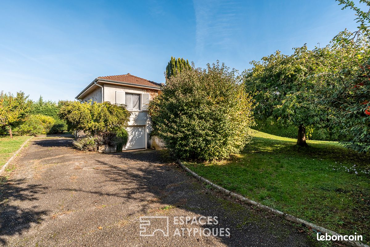 Maison 6 pièces 157 m² · à Albigny-sur-Saône · 157 m² · 450 000 €