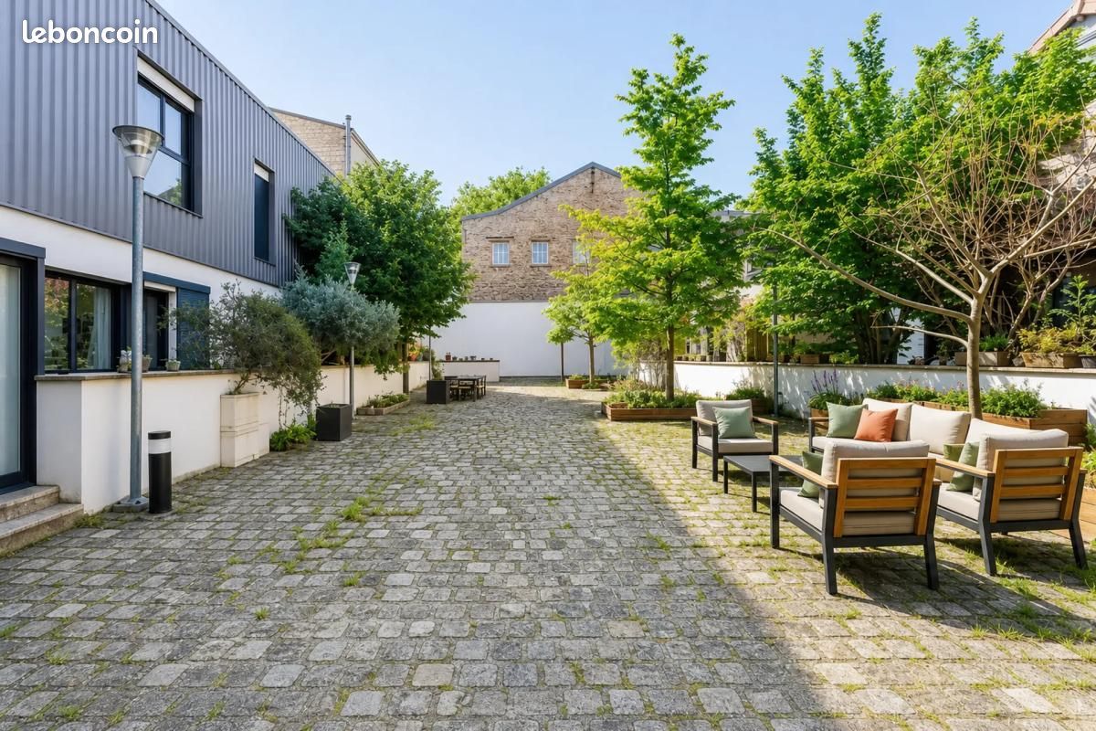 Maison 4 pièces 80 m² · à Saint-Denis · 80 m² · 330 000 €