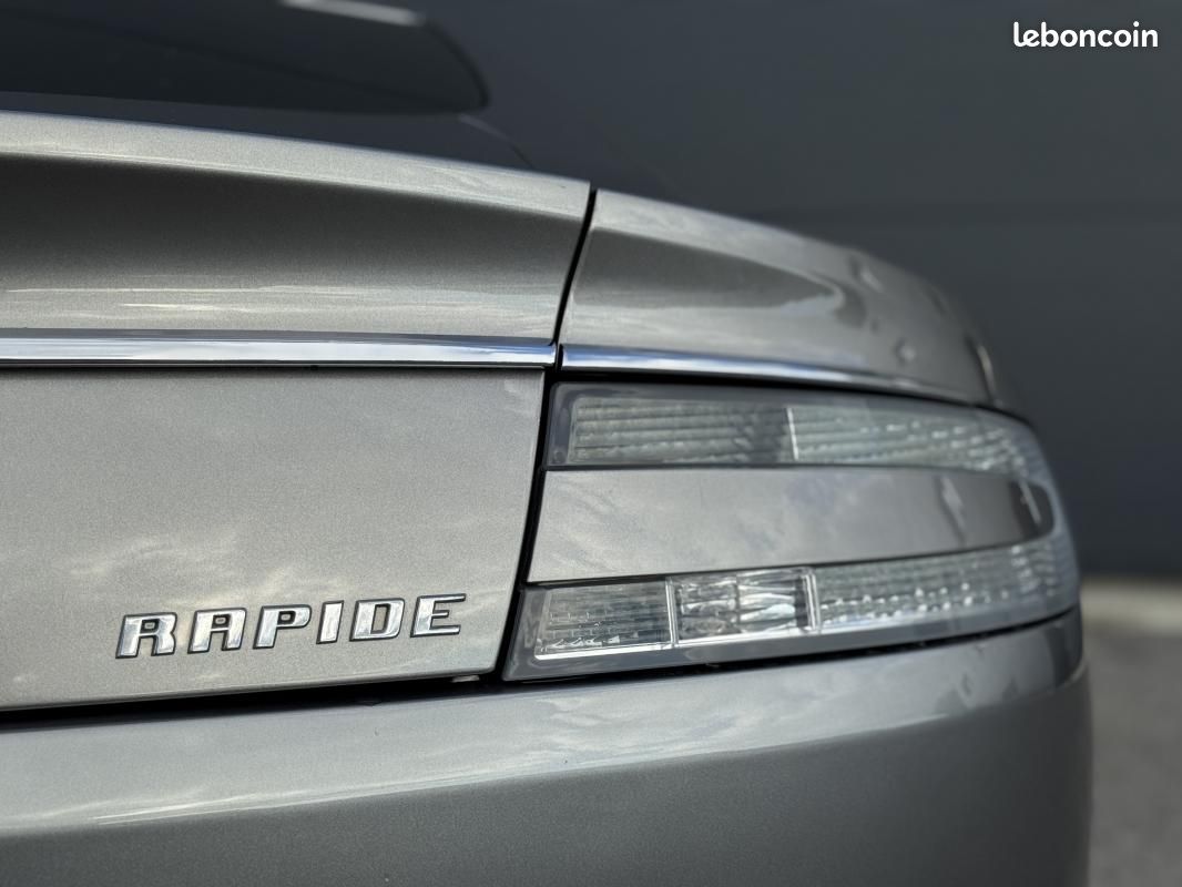 Aston Martin Rapide 6.0 V12 477 CH TOUCHTRONIC / SUIVI ASTON SUPERBE ÉTAT (image 14)