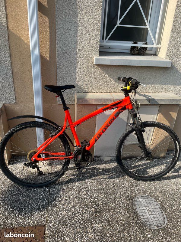 Btwin rockrider 340 d'occasion - Vélos