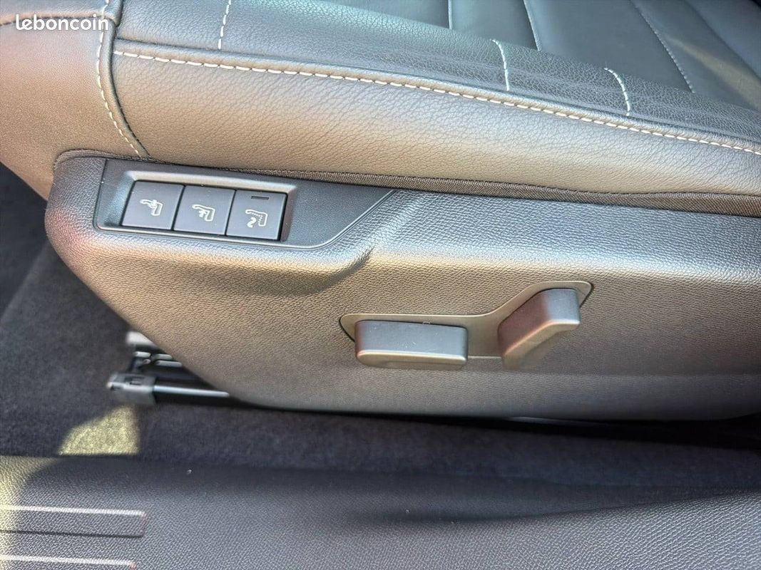 CITROEN e-C4 136 ch Automatique Shine (image 20)