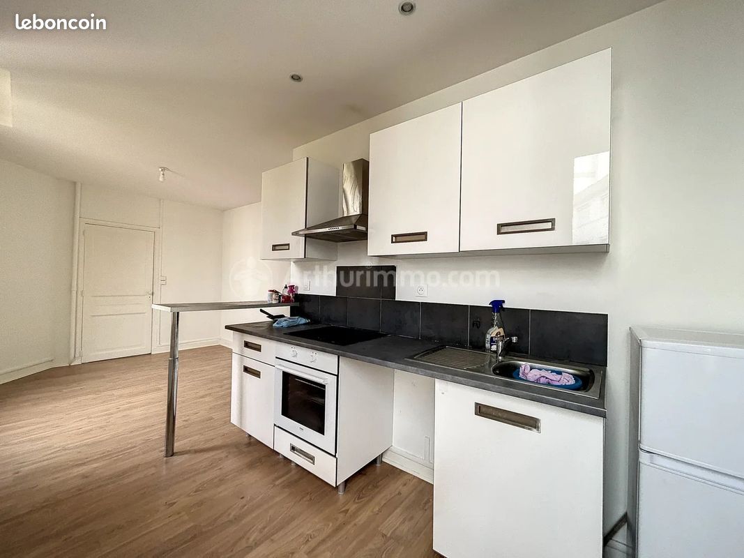Immeuble 10 pièces 221 m² · à Clermont-Ferrand · 221 m² · 418 000 €