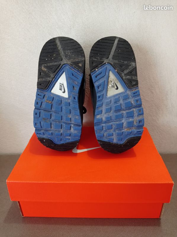 Chaussures Nike noires (image 4)