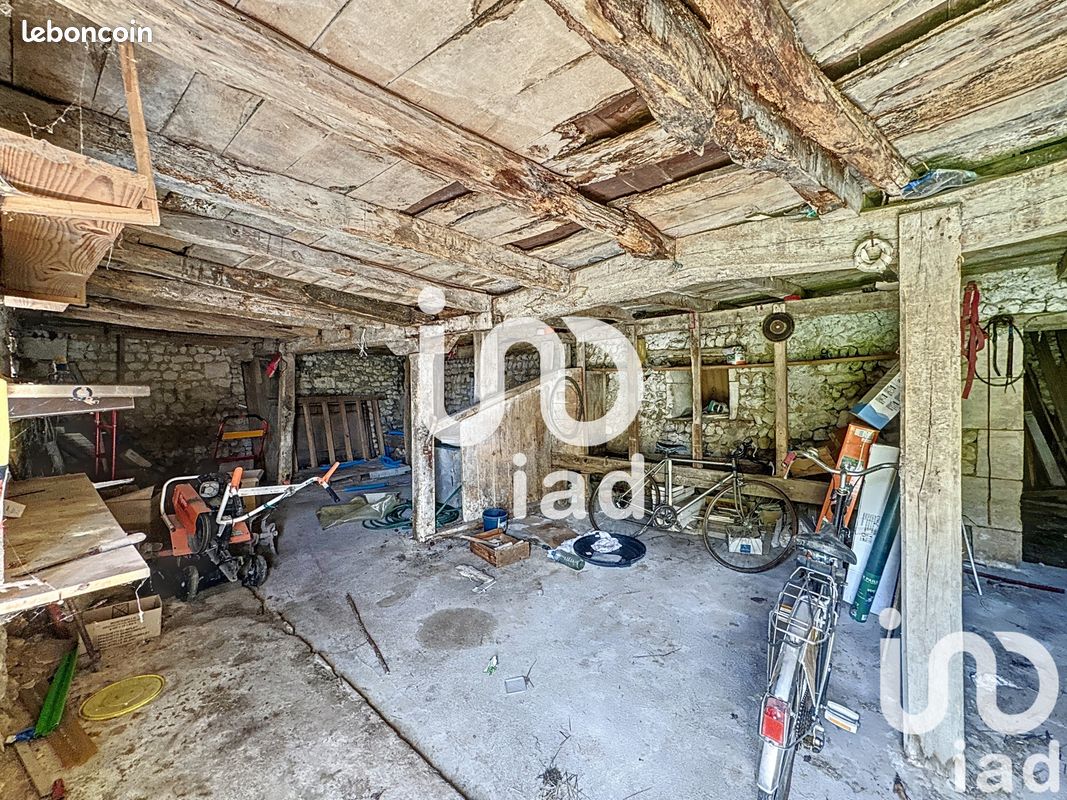 Propriété 3 pièces 69 m² - Châtignac 16480 (image principale 10)