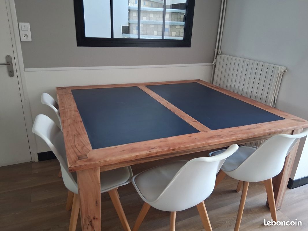 Table 8 personnes bois massif (image 1)