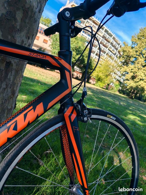 Velo de route KTM strada 800 (image 2)