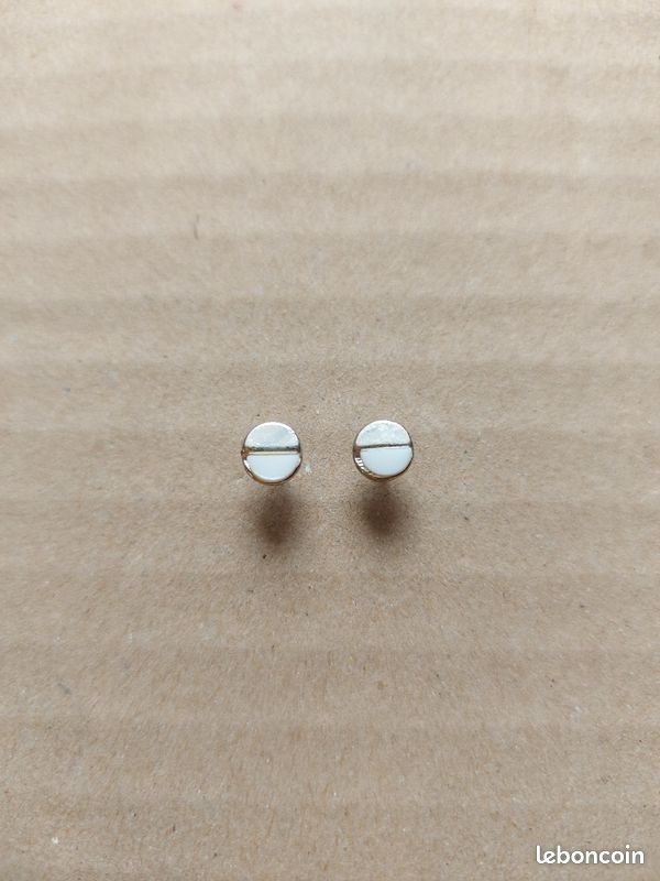Lot de boucles d'oreilles (image 2)