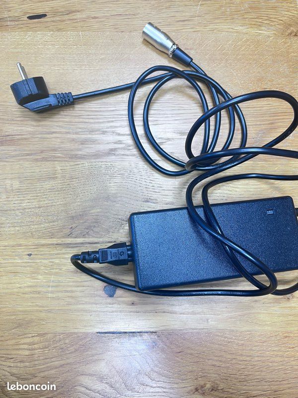 Chargeur vélo Elops décathlon (image 1)