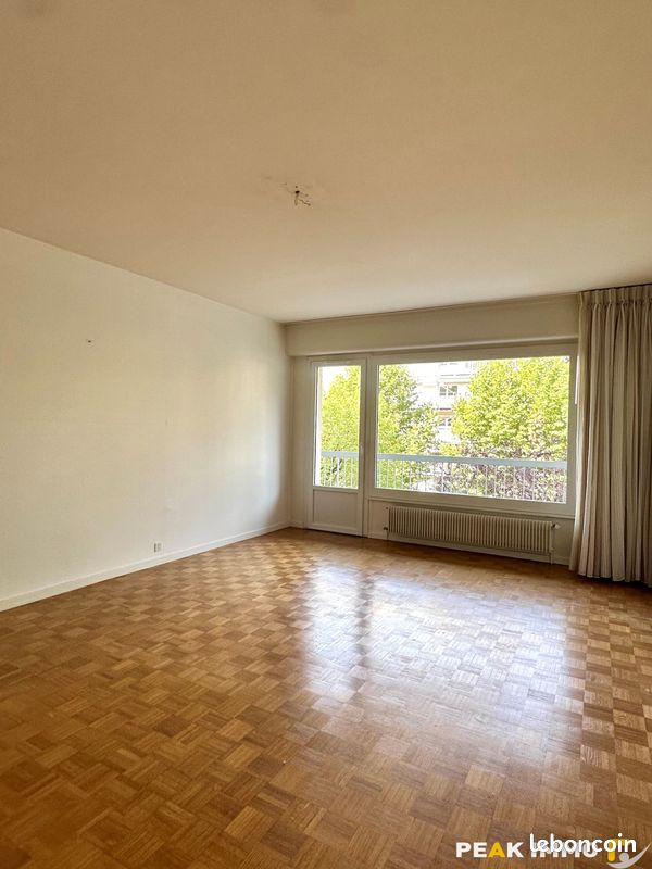 Appartement 3 pièces 80 m² · à Annecy · 80 m² · 1 362 €