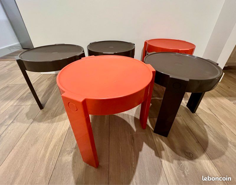 Lot de 5 tables prisunic Marc Held (image 1)