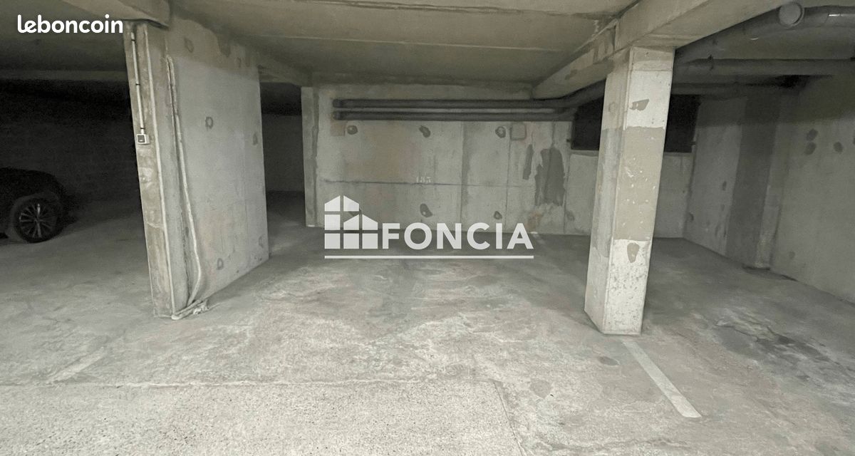 Parking 12 m² · à Rouen · 12 m² · 127 €/mois