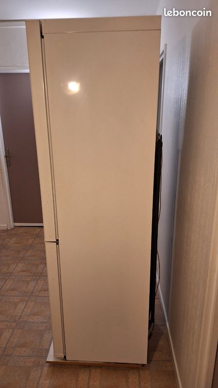 Réfrigérateur Whirlpool no frost pour pièces (image 1)