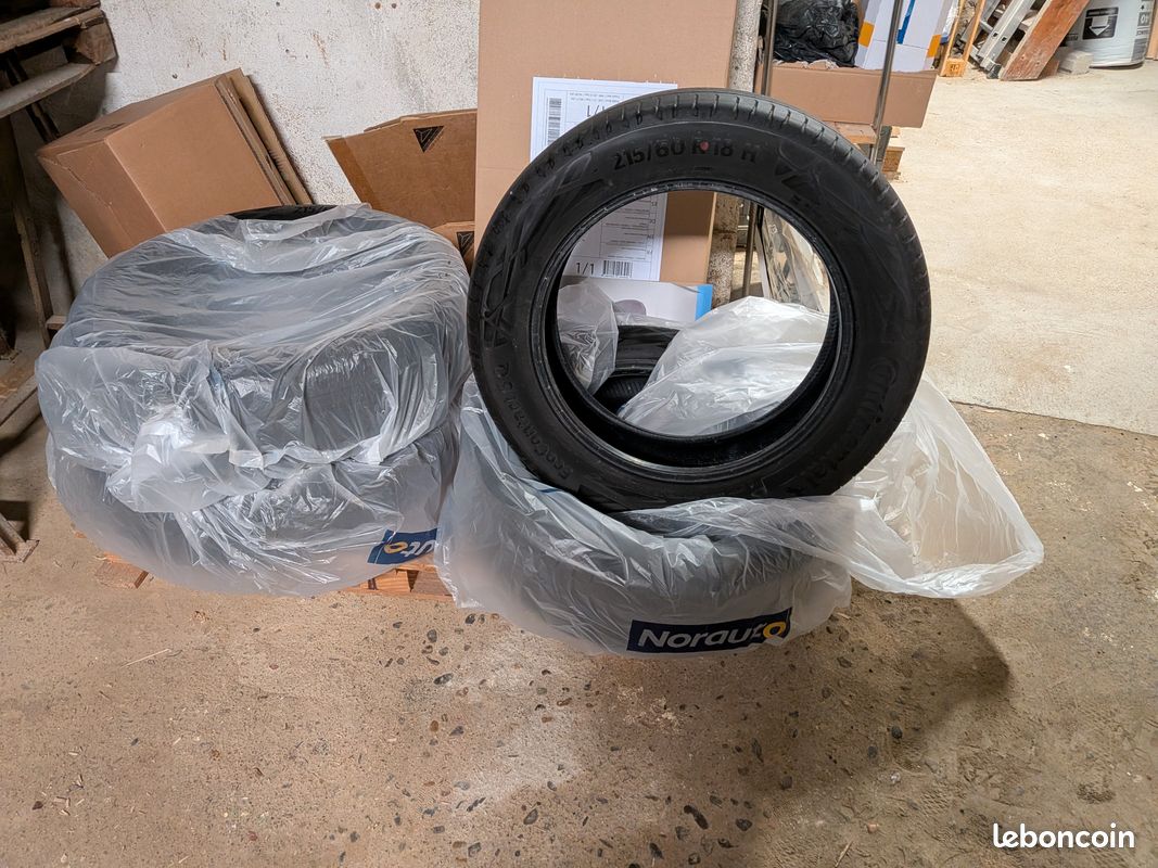A vendre 4 pneus 215/60R18H (image 1)