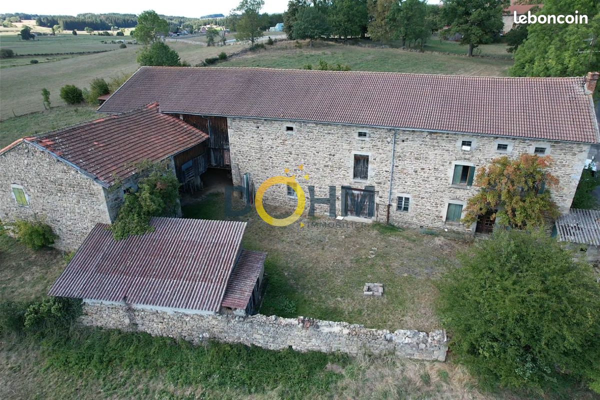Maison 5 pièces 120 m² · à Craponne-sur-Arzon · 120 m² · 150 000 €