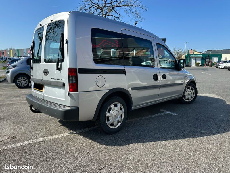 Opel combo 1.7 dti 75 ch faible kilometrage, révisé (image 4)