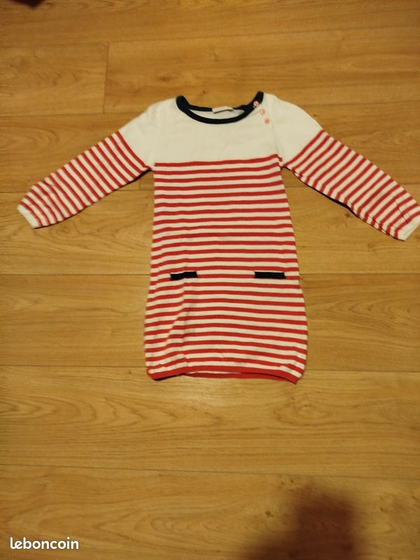 Robe (image 2)