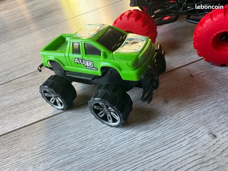 Lot véhicules 4x4 monster trucks hot wheel et autres (image 6)