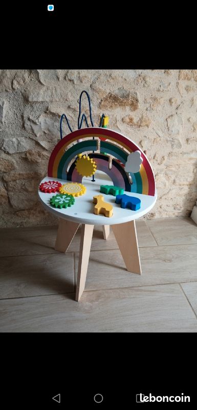 Table d'éveil en bois (image 2)