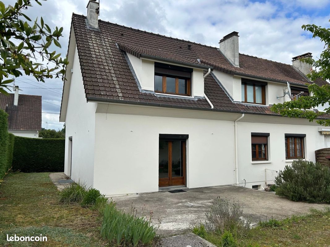 Maison 7 pièces 180 m² · à Saint-Étienne-du-Rouvray · 180 m² · 415 000 €