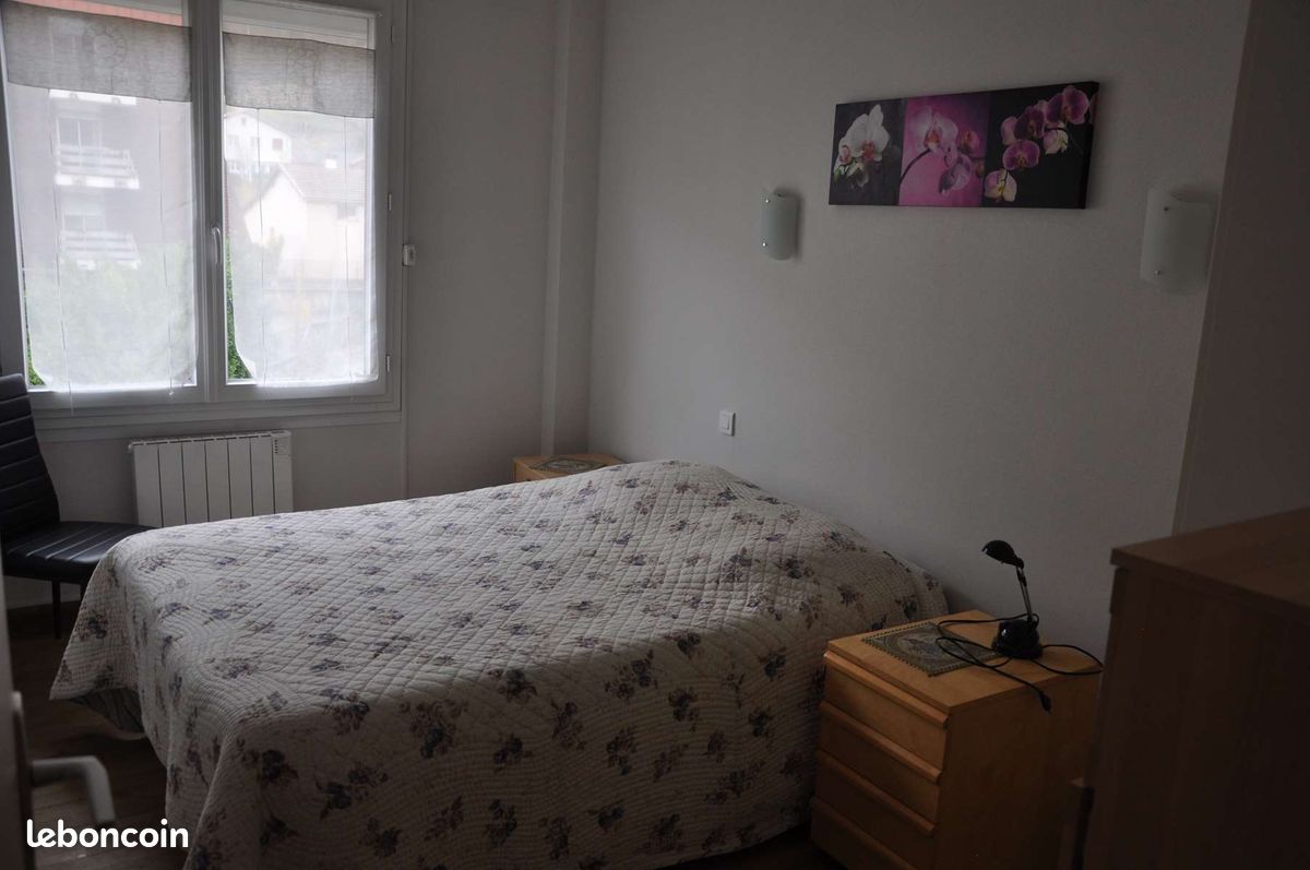 T4 de 74 M2 centre AX les Thermes 3 chambres (image 8)