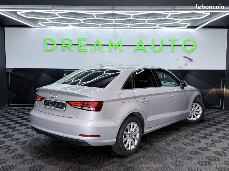 Audi A3 BERLINE 1.6 TDI 105CH FAP AMBITION (image 2)