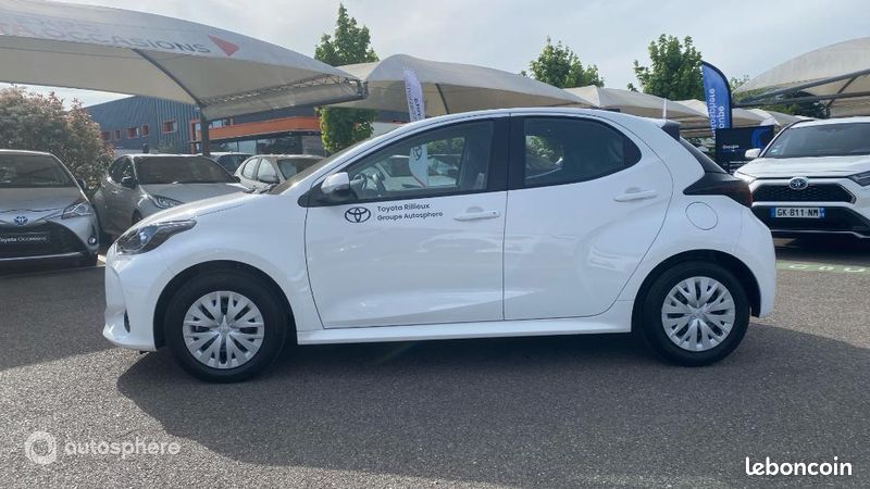 Toyota Yaris 116h Dynamic 5p MY25 (image 8)