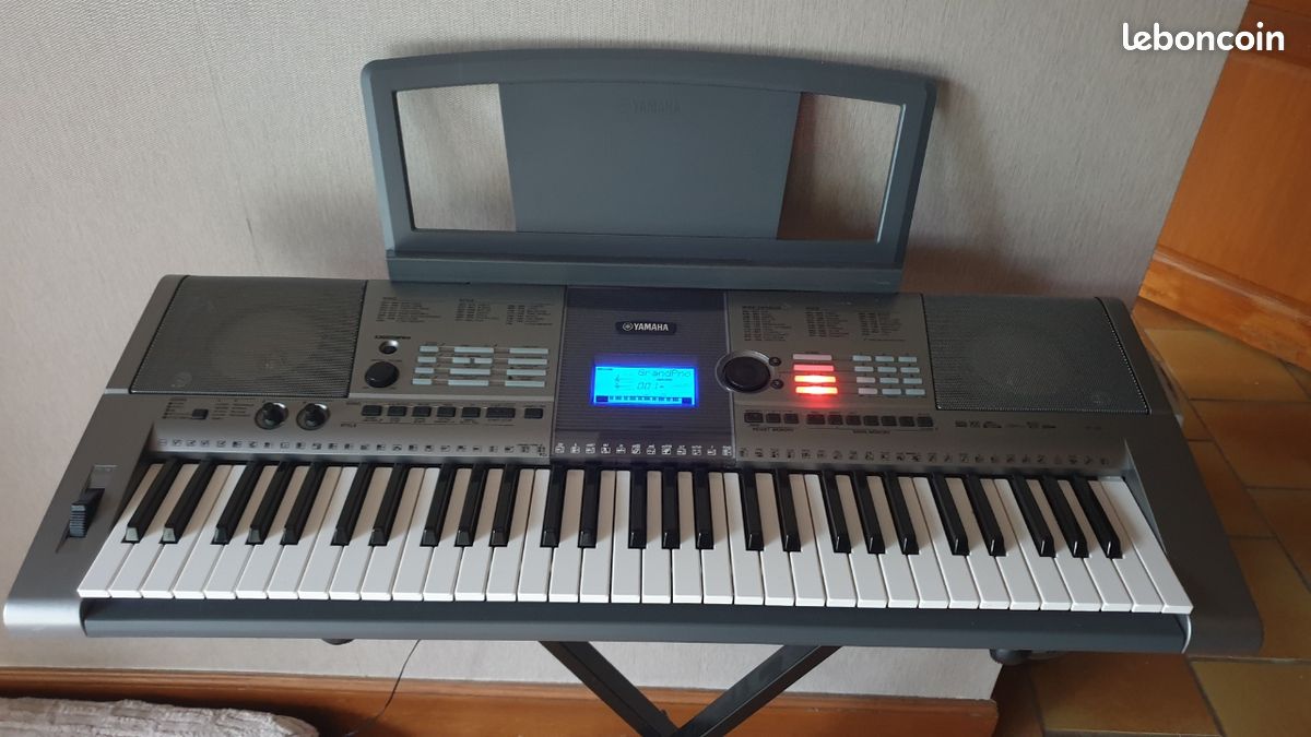 Piano synthétiseur Yamaha YPT 400 (image 2)
