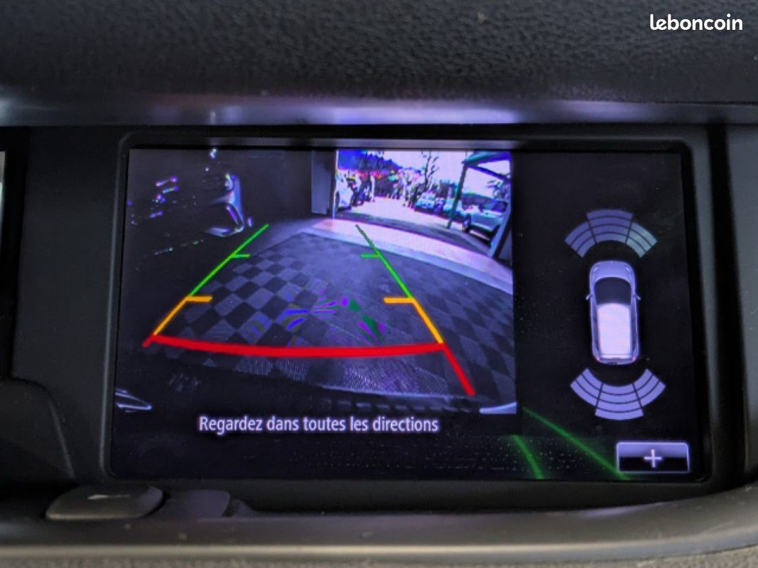 RENAULT SCENIC III TCe 130cv Energy Bose Edition / GPS / Caméra de recul / Bluetooth (image 8)
