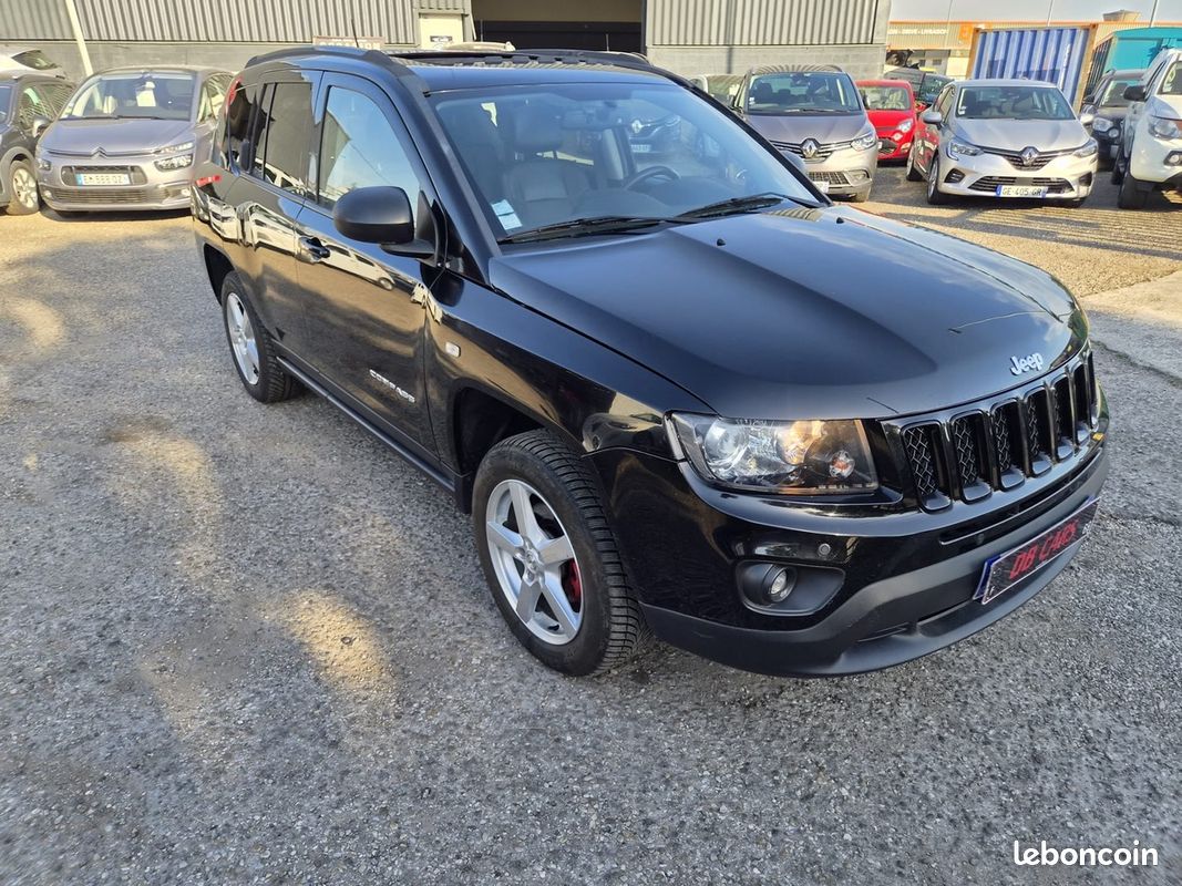 Jeep Compass 2.2 CRD - 163 CH -70EME ANNIVERSAIRE - TOIT OUVRANT - GARANTIE 12 MOIS (image 13)