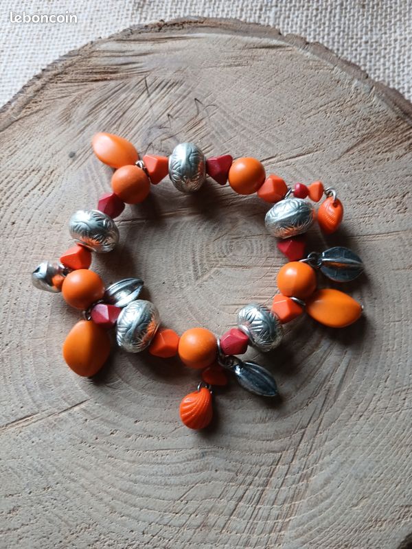 Bracelet Perles Orange Multi-rangs élastique Avec Breloques - Style Bohème - Neuf Sans Emballage
