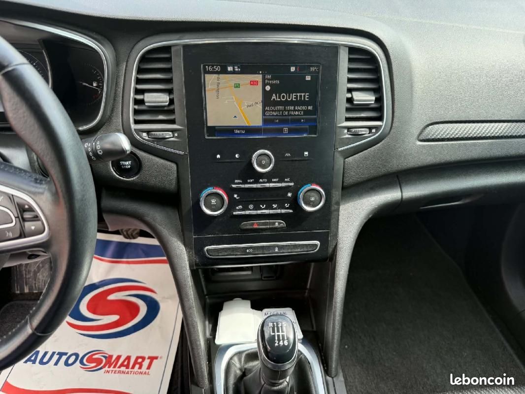 Renault Mégane IV DCI 90 ENERGY AIR NAV (image 9)