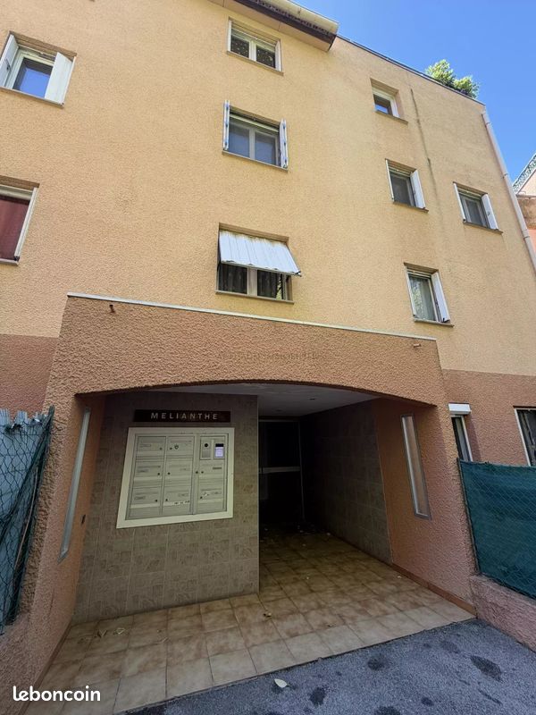 Appartement 3 pièces 68 m² · à La Trinité · 68 m² · 220 000 €
