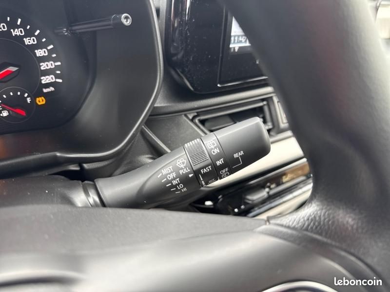 Suzuki Swift 1.2 Hybrid 83ch Avantage (image 15)